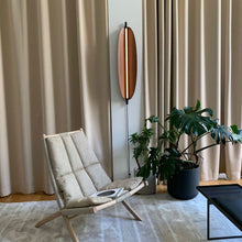 Load image into Gallery viewer, Thula LED Wall Light in living room.
