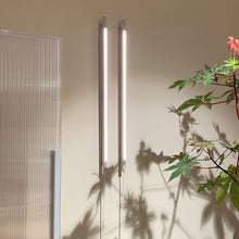 Load image into Gallery viewer, Thula Orientable LED Wall Light in Detail.

