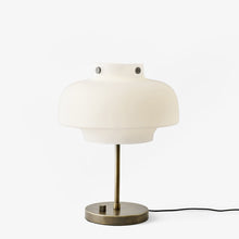 Load image into Gallery viewer, Copenhagen SC143 Table Lamp in Detail.

