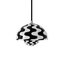 Load image into Gallery viewer, Flowerpot VP Pendant Light in Black/White Pattern (6.3-Inch).
