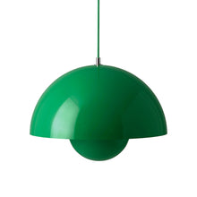 Load image into Gallery viewer, Flowerpot VP Pendant Light in Signal Green (14.6-Inch).
