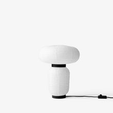 Load image into Gallery viewer, Formaki JH18 Table Lamp  in Detail.
