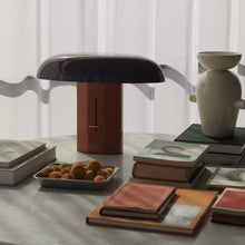 Load image into Gallery viewer, Montera JH2 Table Lamp in living room.
