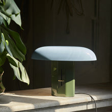 Load image into Gallery viewer, Montera JH2 Table Lamp in Detail.
