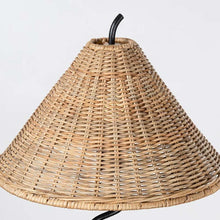 Load image into Gallery viewer, Alaric Table Lamp in Detail.
