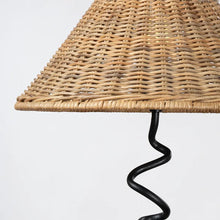 Load image into Gallery viewer, Alaric Table Lamp in Detail.
