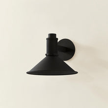 Load image into Gallery viewer, Elani Outdoor Wall Light in Detail.
