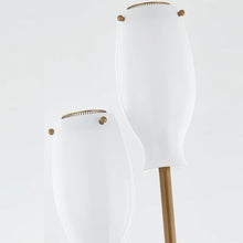 Load image into Gallery viewer, Geyser Floor Lamp in Detail.
