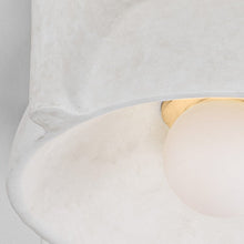 Load image into Gallery viewer, Modesto Flush Mount Ceiling Light in Detail.
