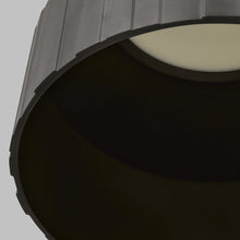 Load image into Gallery viewer, Bling LED Pendant Light in Detail.
