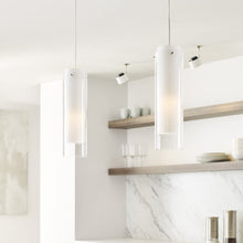Load image into Gallery viewer, Echo Grande Pendant Light in Detail.
