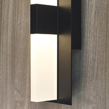 Load image into Gallery viewer, Lyft 12 Outdoor LED Wall Light in Detail.
