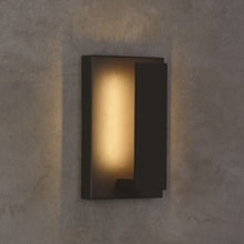 Load image into Gallery viewer, Nate LED Wall Light in Detail.
