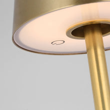 Load image into Gallery viewer, Nevis LED Floor Lamp in Detail.
