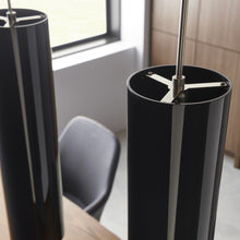 Load image into Gallery viewer, Piper Grande Pendant Light in Detail.
