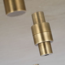 Load image into Gallery viewer, Round Multiport Canopy in Detail.
