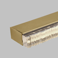 Load image into Gallery viewer, Serre LED Bath Vanity Light in Detail.
