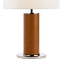 Load image into Gallery viewer, Beckford Table Lamp in Detail.
