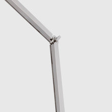 Load image into Gallery viewer, Bravo Table Lamp in Detail.
