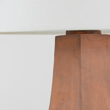 Load image into Gallery viewer, Cabazon Table Lamp in Detail.
