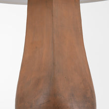 Load image into Gallery viewer, Cabazon Table Lamp in Detail.
