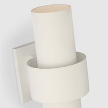 Load image into Gallery viewer, Chalmette Wall Light in Detail.
