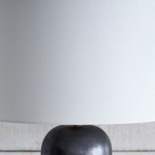 Load image into Gallery viewer, Chalon LED Table Lamp in Detail.
