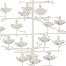 Load image into Gallery viewer, Clementine Chandelier in Detail.
