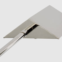 Load image into Gallery viewer, Copse Table Lamp in Detail.
