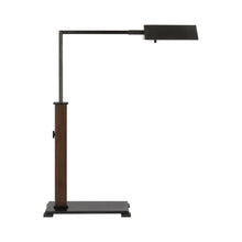 Load image into Gallery viewer, Copse Table Lamp in Detail.
