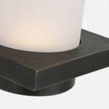 Load image into Gallery viewer, Cornado LED Bath Wall Light in Detail.
