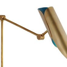 Load image into Gallery viewer, Flore Wall Light in Detail.
