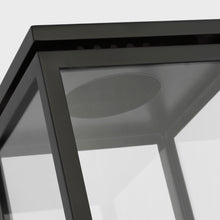 Load image into Gallery viewer, Fresno Outdoor Gas Post Light in Detail.
