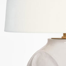 Load image into Gallery viewer, Idalia Table Lamp in Detail.
