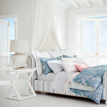Load image into Gallery viewer, Isla Table Lamp in bedroom.
