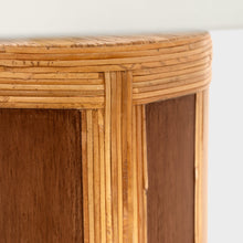 Load image into Gallery viewer, Lignum Table Lamp in Detail.
