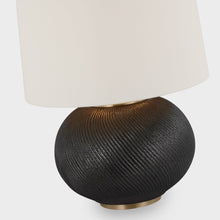 Load image into Gallery viewer, Mirelle Table Lamp in Detail.
