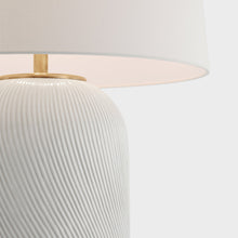 Load image into Gallery viewer, Mirelle Table Lamp in Detail.
