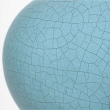 Load image into Gallery viewer, Olinda Table Lamp in Detail.

