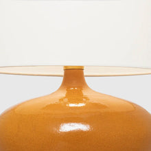 Load image into Gallery viewer, Olinda Table Lamp in Detail.
