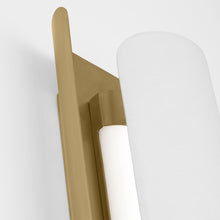 Load image into Gallery viewer, Penumbra LED Wall Light in Detail.
