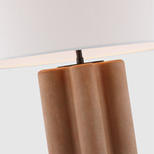Load image into Gallery viewer, Vellig Table Lamp in Detail.
