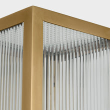 Load image into Gallery viewer, York Wall Light in Detail.
