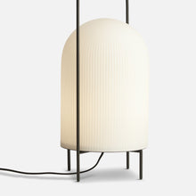 Load image into Gallery viewer, Ghost Floor Lamp in Detail.
