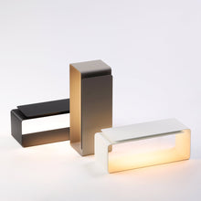 Load image into Gallery viewer, Lightshelf LED Table Lamp in Detail.
