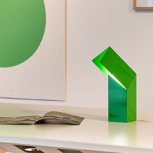 Load image into Gallery viewer, Lineair LED Table Lamp in Detail.
