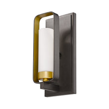 Load image into Gallery viewer, Aideen Wall Light in Detail.
