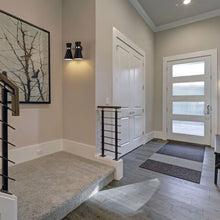 Load image into Gallery viewer, Soriano Wall Light in stairway.
