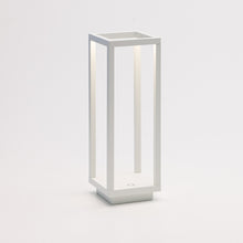 Load image into Gallery viewer, Home Outdoor LED Table Lamp in Detail.
