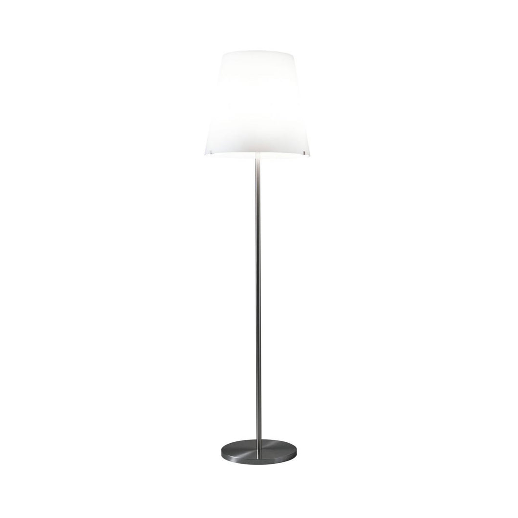 3247 Floor Lamp in Medium.